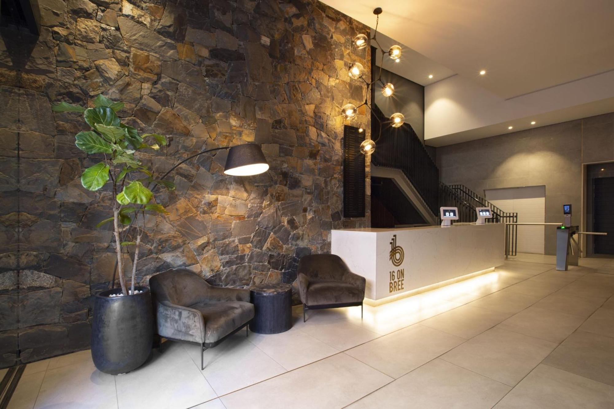 Apartment 1306 In Cape Town, Wi-fi, Pool, Free Parking Cape Town
